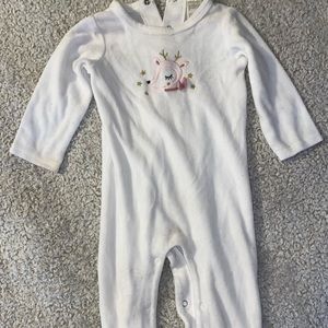 VGUC CHRISTMAS FOOTED PAJAMA